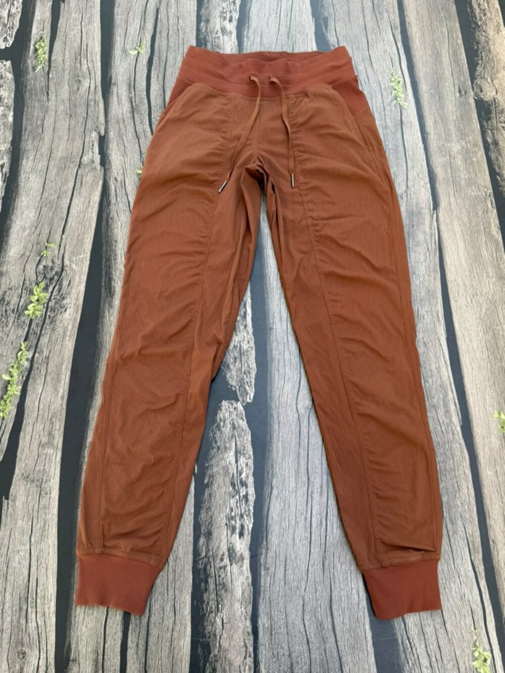 Lululemon Dance Studio Jogger Brown Size 2